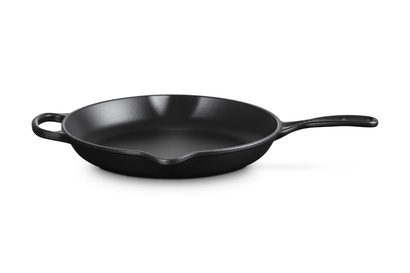 Le Creuset - patelnia Signature niska żeliwna 30 cm Czarny