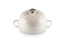 Le Creuset - garnek żeliwny do pieczenia chleba meringue