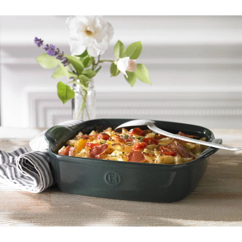 Emile Henry - Kwadratowe naczynie do zapiekania- czarny