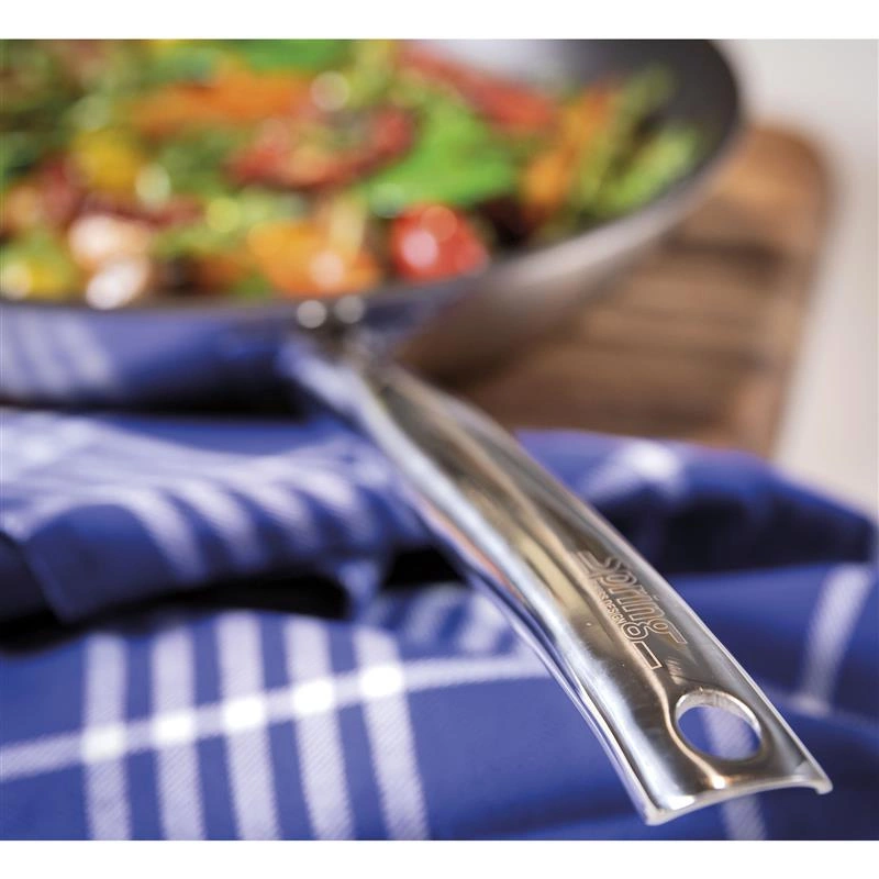 Spring - patelnia z powłoką nieprzywierającą, śred. 24 cm, stal nierdzewna 18/0 VULCANO CLASSIC