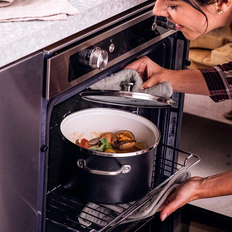 KitchenAid - Garnek emaliowany - czarny mat - 3,7L