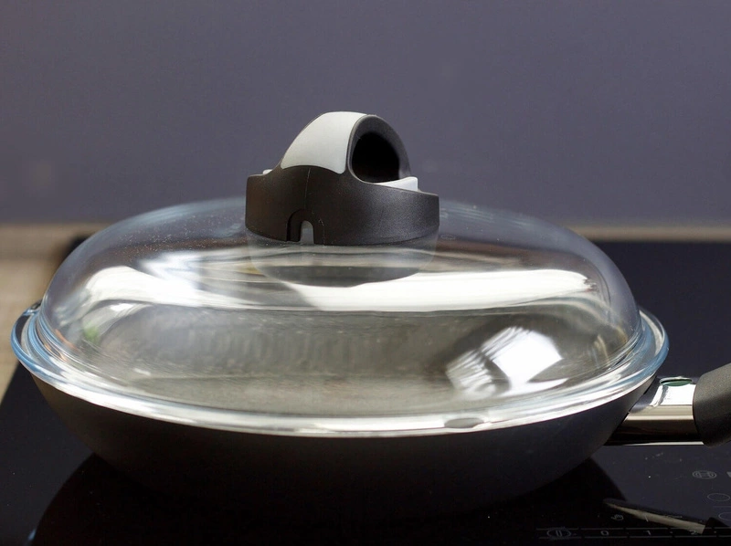 Ballarini - uniwersalna pokrywa żaroodporna z uchwytem z regulacją pary