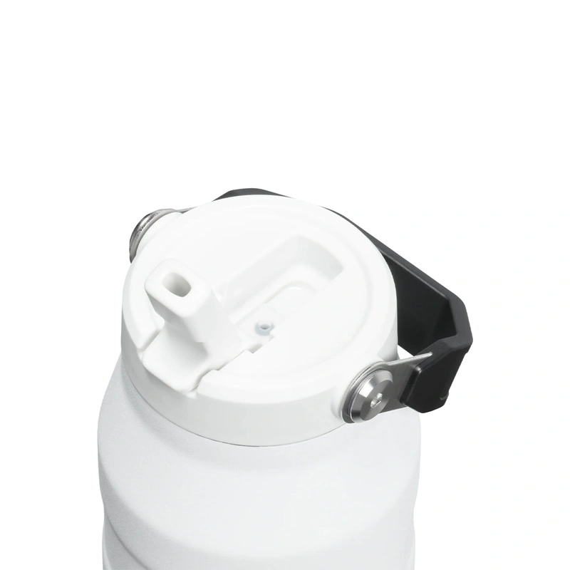 Stanley - butelka IceFlow™ Flip Straw 0.47L Chalk