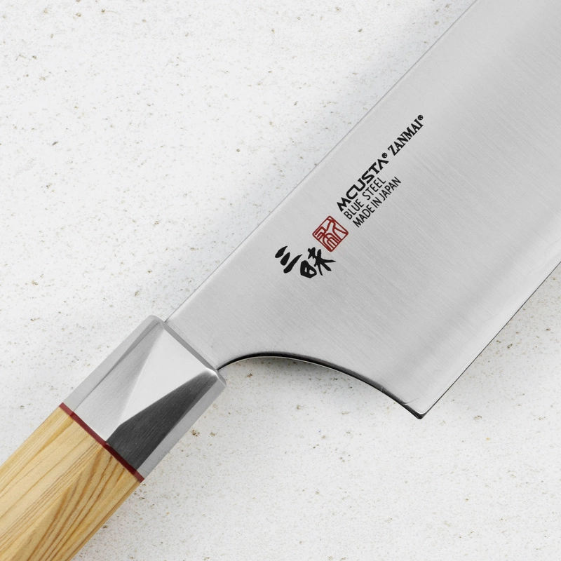 Mcusta Zanmai - Beyond Aogami Super Nóż Bunka 18cm