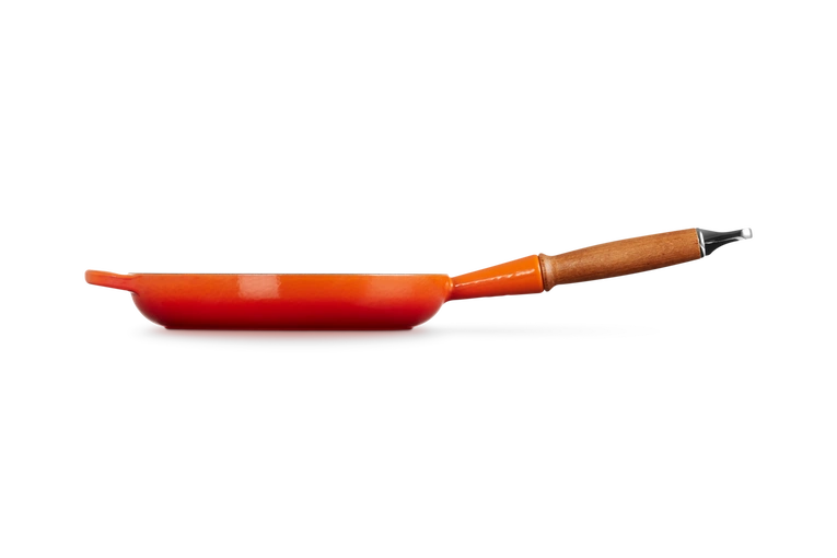 Le Creuset - patelnia żeliwna z drewnianym uchwytem 24 cm płomienna
