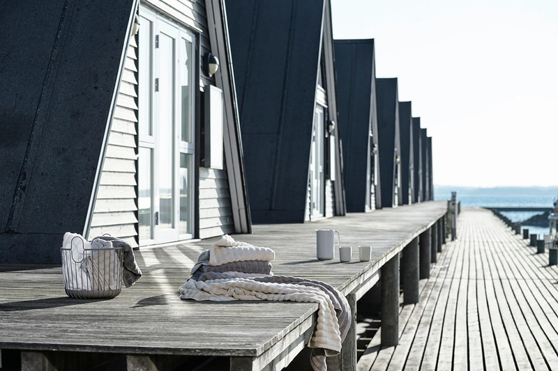 Zone Denmark - Ręcznik łazienkowy 140 x 70 cm Inu Sand