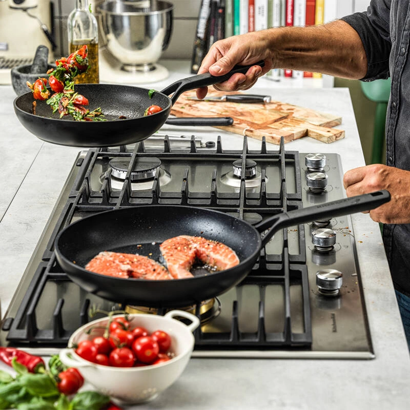 KitchenAid - Patelnie ceramiczne 20 cm + 28 cm