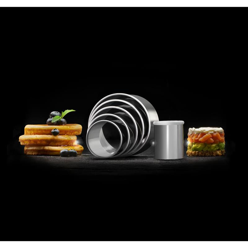 Lurch - foremki lub wykrawacze do deserów i dekoracji, okrągłe, śred. 4-9 x 5 cm