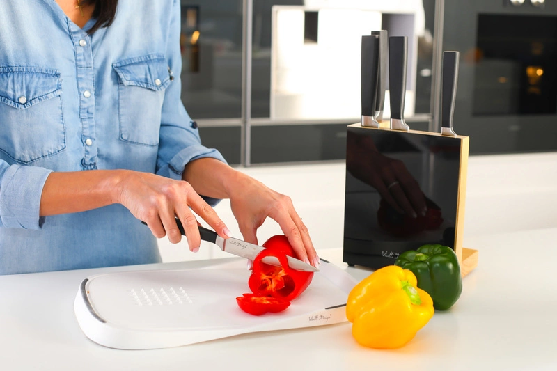 Vialli Design - Dwustronna deska do krojenia biało-szara Livio