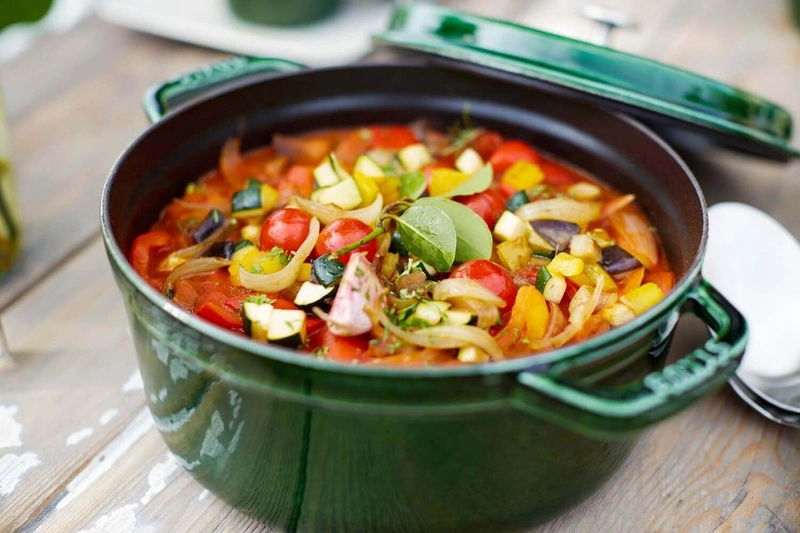 Staub - garnek brytfanna żeliwna zielona 2,6 l 22 cm