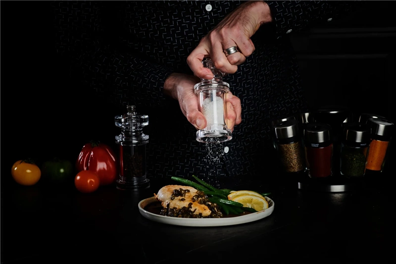 Cole & Mason - Młynek do soli model 605 14,4 cm