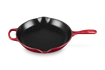 Le Creuset - patelnia Signature niska żeliwna 30 cm Wiśniowy