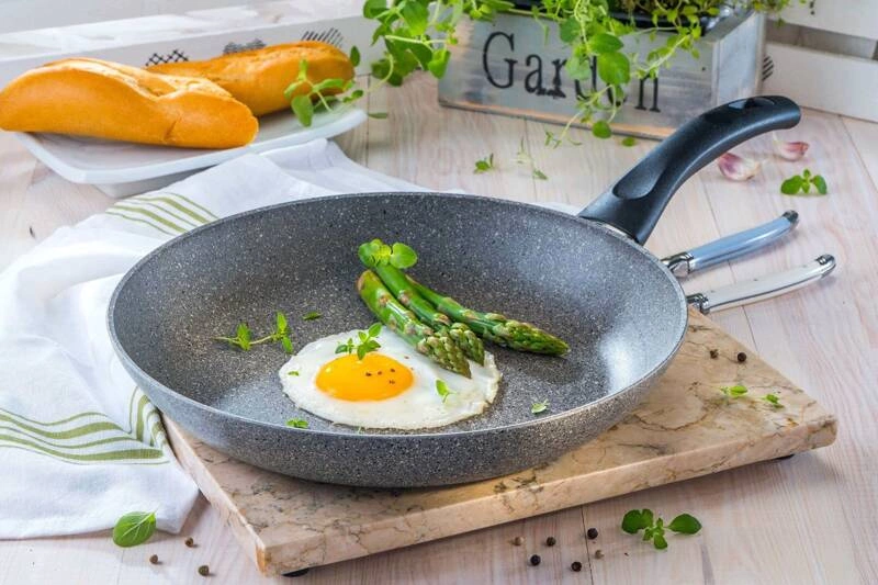 Ballarini - patelnia granitowa Ferrara indukcja 20 cm