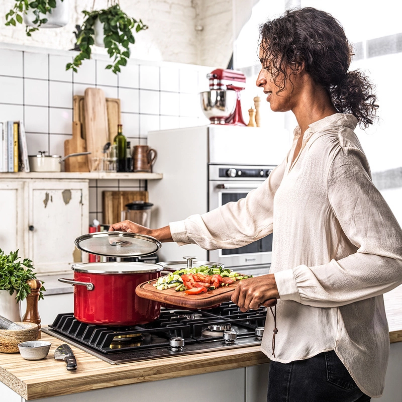 KitchenAid - Garnek emaliowany z pokrywką 3,7L - czerwony