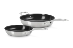 Le Creuset 3-ply dwie patelnie stalowe z powłoką 24/28 cm