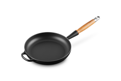 Le Creuset - patelnia żeliwna z drewnianym uchwytem 24 cm czarna