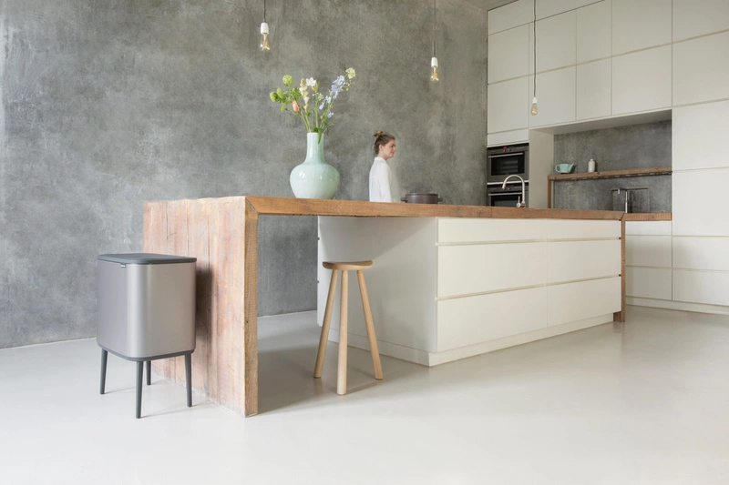 Brabantia - kosz na śmieci Bo Touch Bin 34L (23+11) platynowy