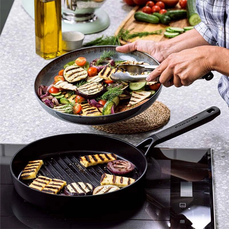 KitchenAid - patelnia ceramiczna grillowa 28 cm