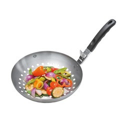 GEFU - wok do grillowania warzyw z odpinanym uchwytem BBQ