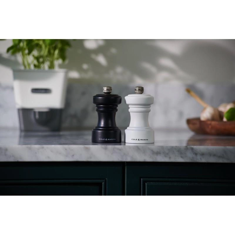 Cole & Mason - Młynek do soli Hoxton biały mat 10,4 cm