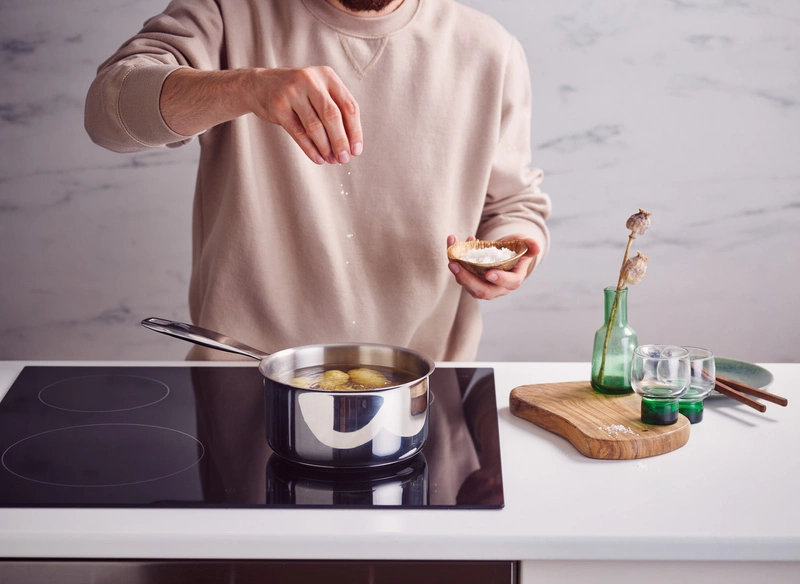 Vialli Design - Ugniatacz do ziemniaków Colori niebieski