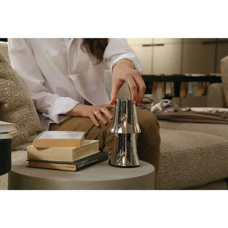 Alessi - lampa LED ze stali nierdzewnej