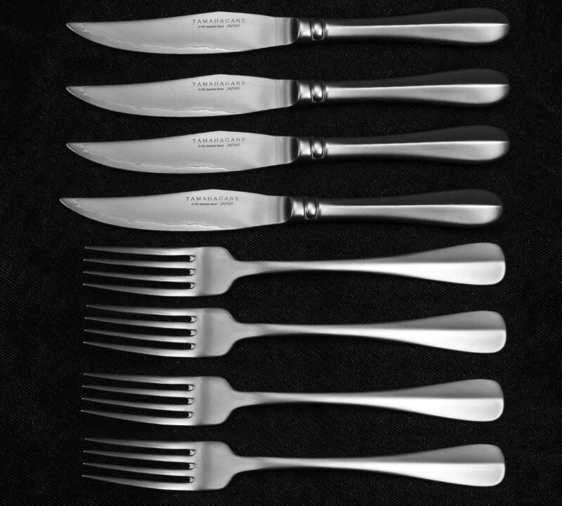 Tamahagane - Zestaw 4 noże + 4 widelce do steków