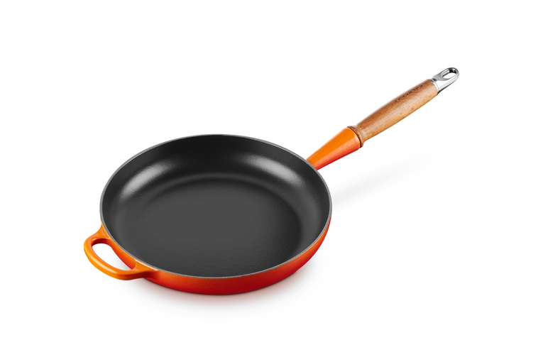 Le Creuset - patelnia żeliwna z drewnianym uchwytem 26 cm  Płomienny