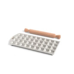 Marcato - Forma do ravioli w kształcie kwadratu 35 mm x 36 szt