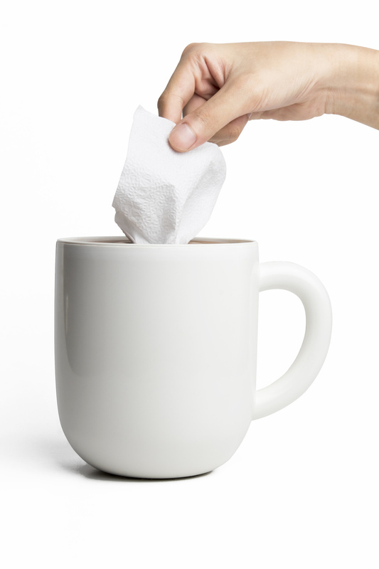Qualy - Podajnik na chusteczki Maximug biało-brązowy