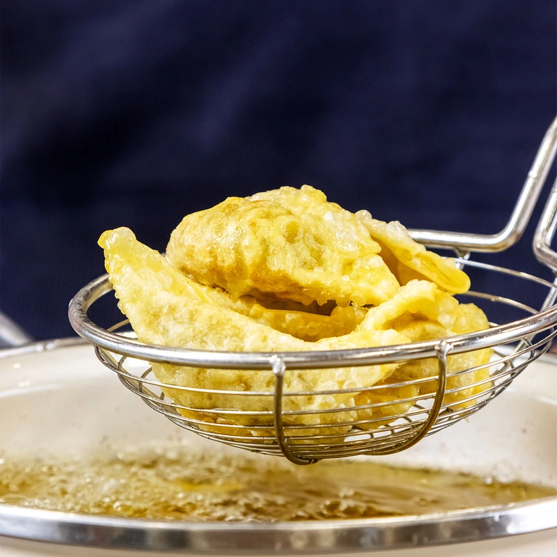 KitchenAid Culinary Tools - chiński cedzak CORELINE Almond Cream