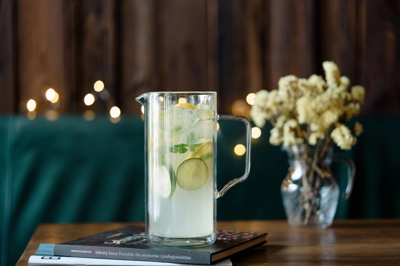 Vialli Design - Dzbanek z podwójną ścianką Diva 1000 ml