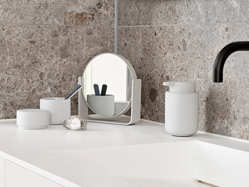 Zone Denmark - Lusterko kosmetyczne 5 x powiększające Ume Grey