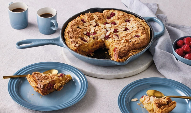 Le Creuset - patelnia Signature niska żeliwna 23 cm chambray