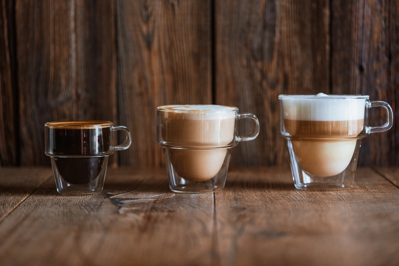 Vialli Design - Komplet 6 szklanek z podwójną ścianką 150ml 280ml 350ml Senso