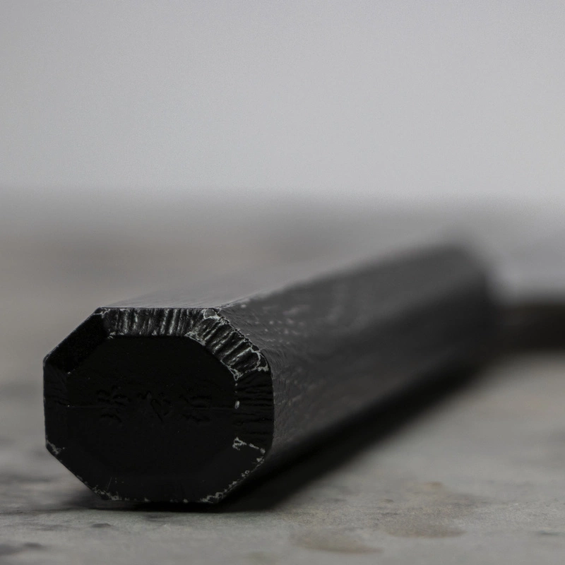 Sakai Takayuki - Nanairo VG-10 Ebony Nóż Kengata 19 cm