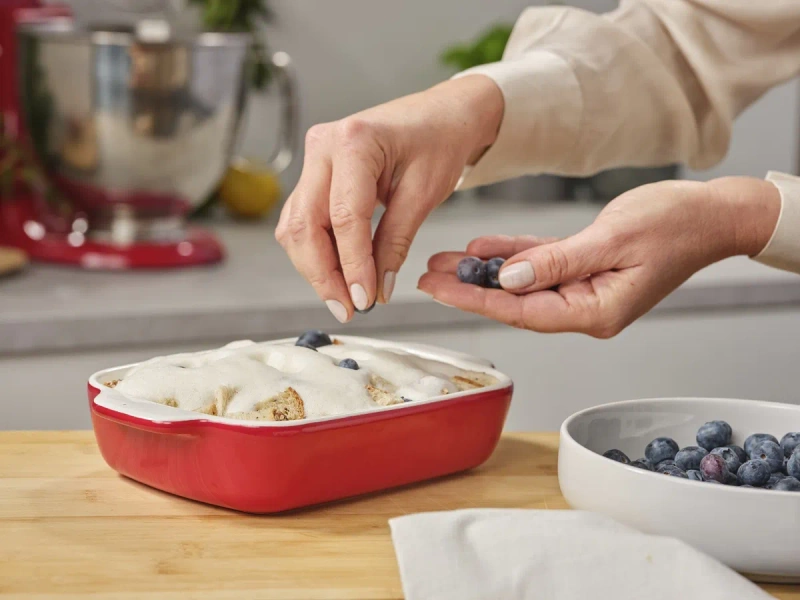 KitchenAid - Naczynie z pokrywką Empire Red