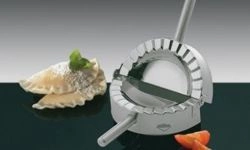 Kuchenprofi - zaciskacz do pierogów forma duży