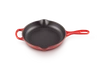 Le Creuset - patelnia Signature niska żeliwna 23 cm wiśniowa