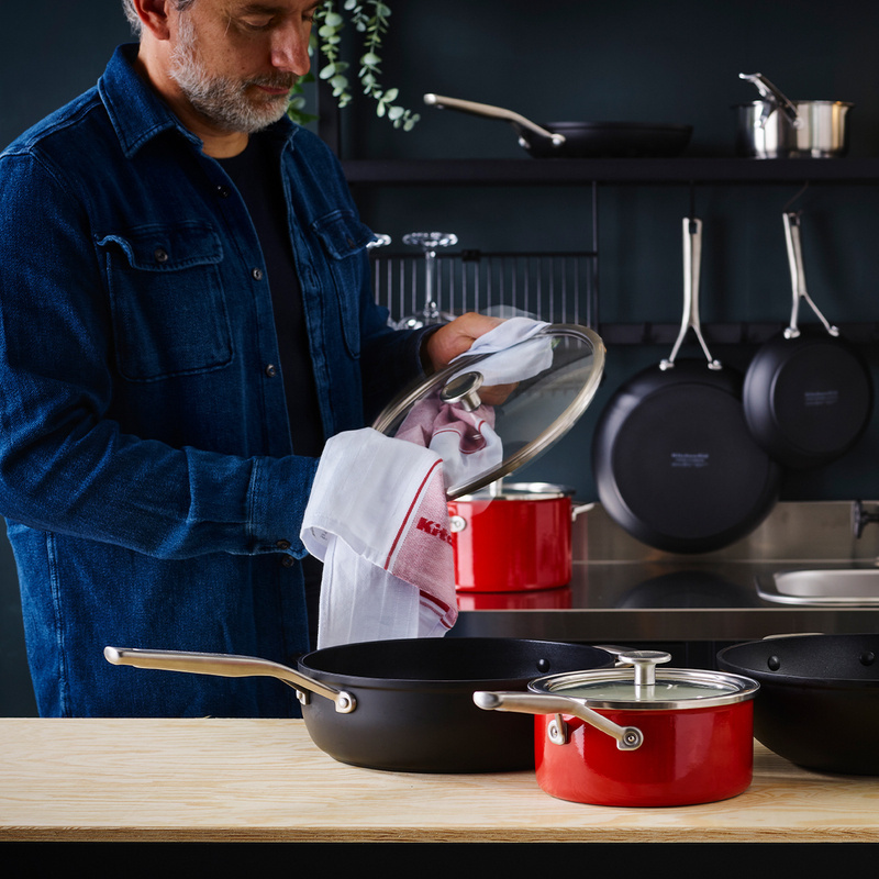 KitchenAid - Rondel emaliowany 2L 18 cm czerwony