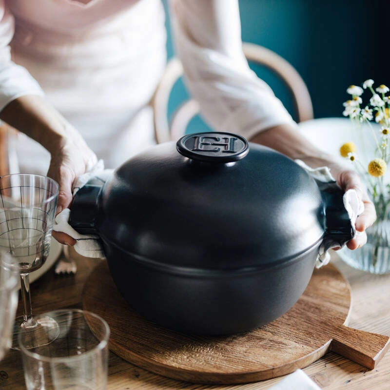 Emile Henry - Garnek ceramiczny "Delight" na indukcję 4L - czarny