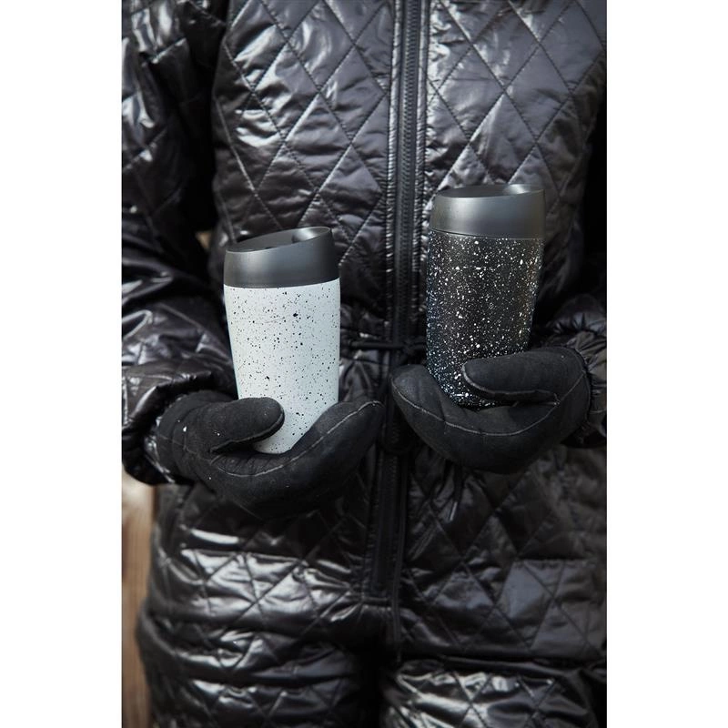 Sagaform - kubek samochodowy, czarny w białe kropki, 0,24 l, śred. 8 x 15 cm, stal nierdzewna/tworzywo sztuczne Loke