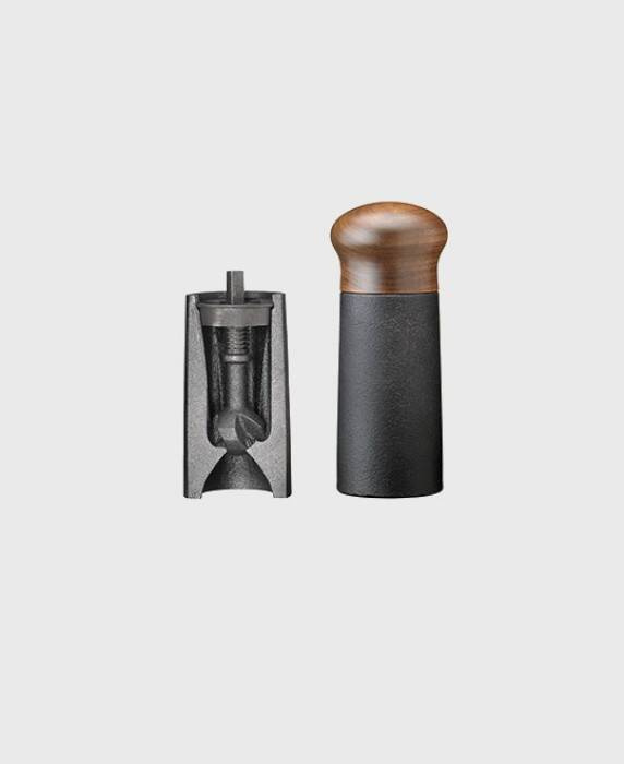 Skeppshult - Młynek do przypraw (żeliwny mechanizm)  WALNUT