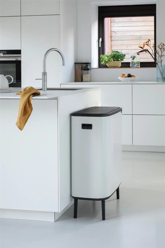 Brabantia - Kosz na śmieci Bo Touch bin Hi 60 l biały