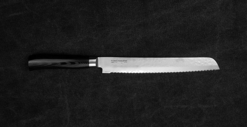Tamahagane - Tsubame Black Nóż do chleba 23cm