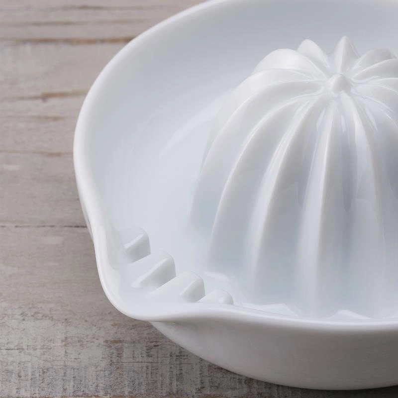 KAI - Wyciskacz do cytrusów Select 13 cm