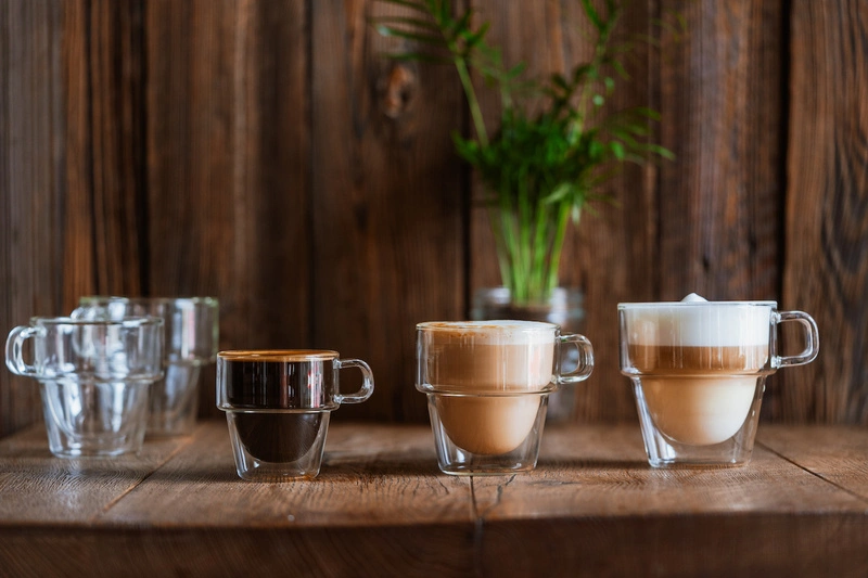 Vialli Design - Komplet 6 szklanek z podwójną ścianką 150ml 280ml 350ml Senso