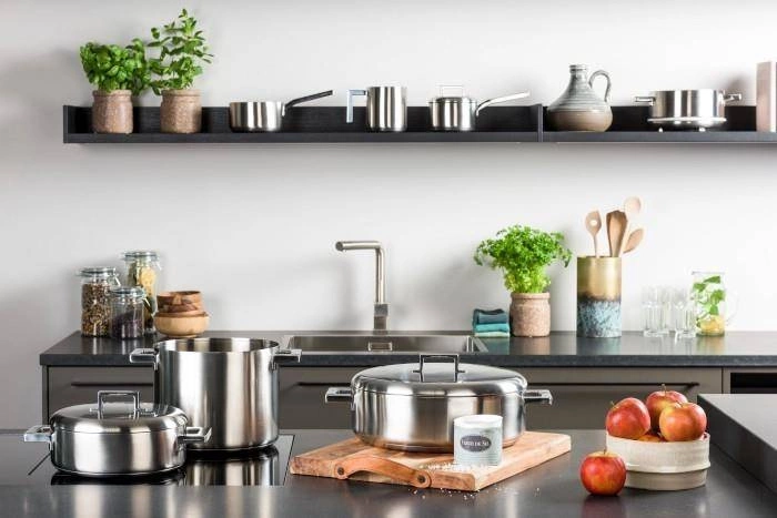 Mepra -Garnek głeboki 22 cm, Stile