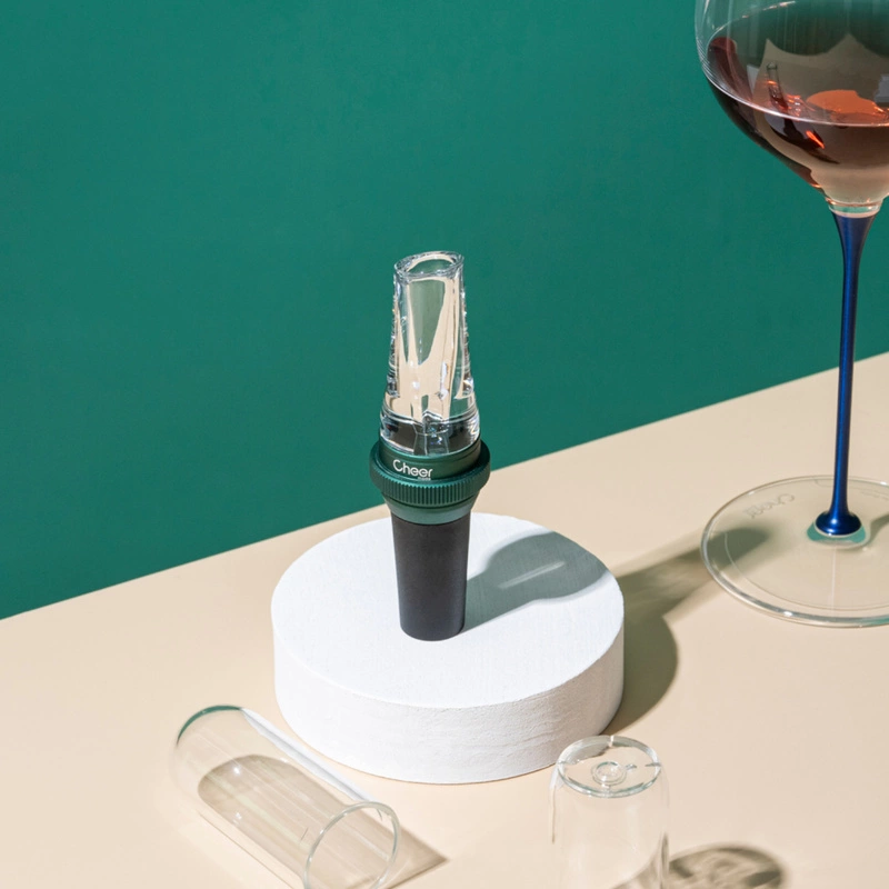 Cheer Moda - Napowietrzacz i nalewak do wina Submarine zielony