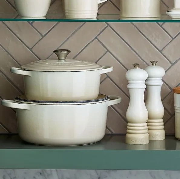 Le Creuset - młynek do pieprzu 21 cm Meringue